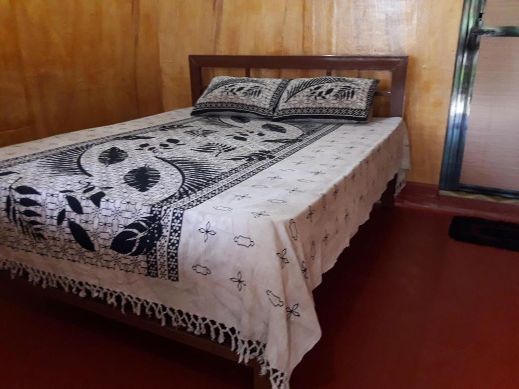 Naaval Beach Villa & Rooms Batticaloa Exterior photo